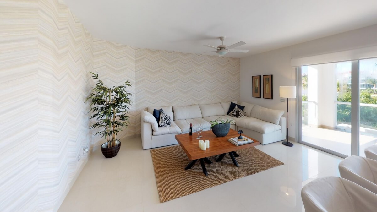 Condo with ocean view pool, 350 meters from the beach, art gallery, unique design, roof garden with jacuzzi, for sale Playa del Carmen.