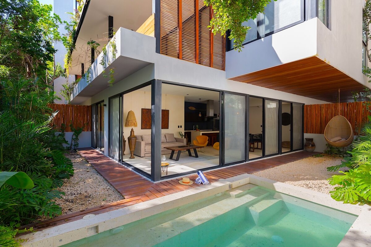 Spacious apartment with private pool and amenities for sale in Aldea Zam&aacute;.