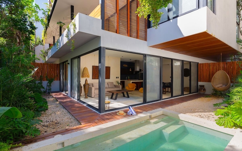 Ground floor condo with private pool, luxury finishes in Aldea Zama Tulum, for sale.