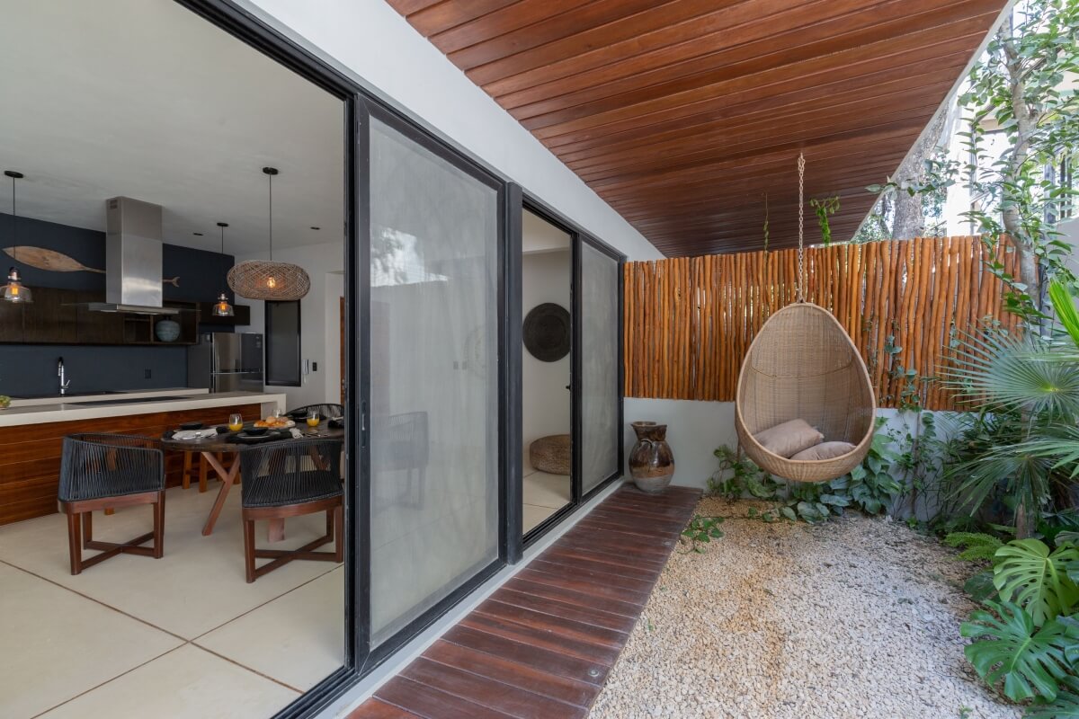 Spacious apartment with private pool and amenities for sale in Aldea Zam&aacute;.