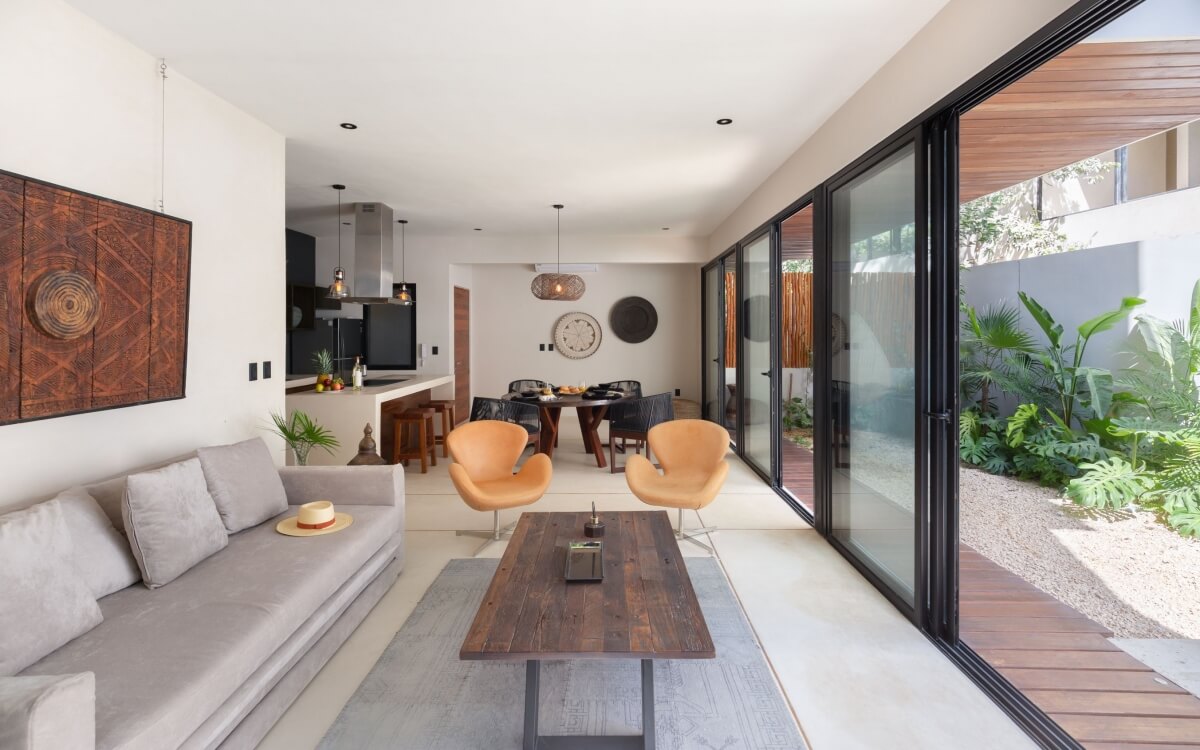 Spacious apartment with private pool and amenities for sale in Aldea Zam&aacute;.