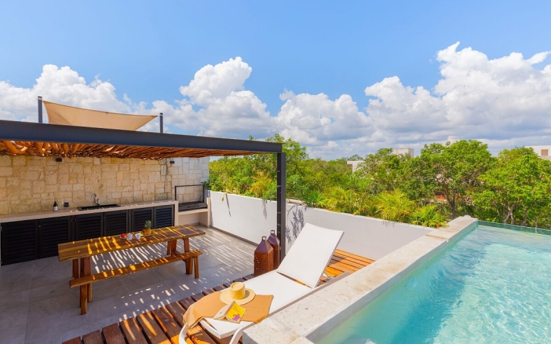 Penthouse with private pool, luxury finishes, for sale in Aldea Zama, Tulum.