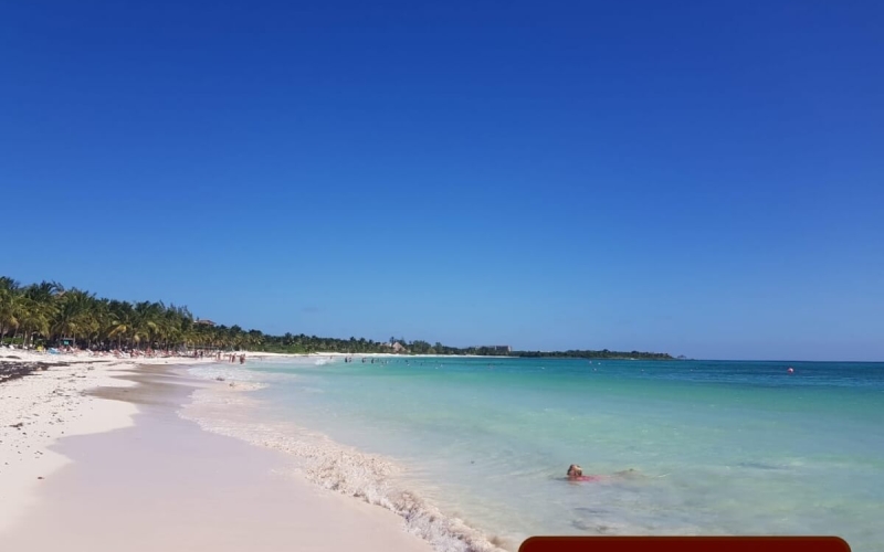 Land Gated community , beach access, clubhouse with amenities, bike path to the beach courts, lot for sale Tulum