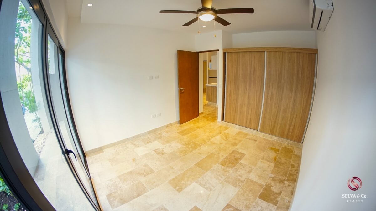 Apartment 240 meters from the beach, steps from Fifth Avenue, hotel amenities, pre-construction, sale Playa del Carmen.