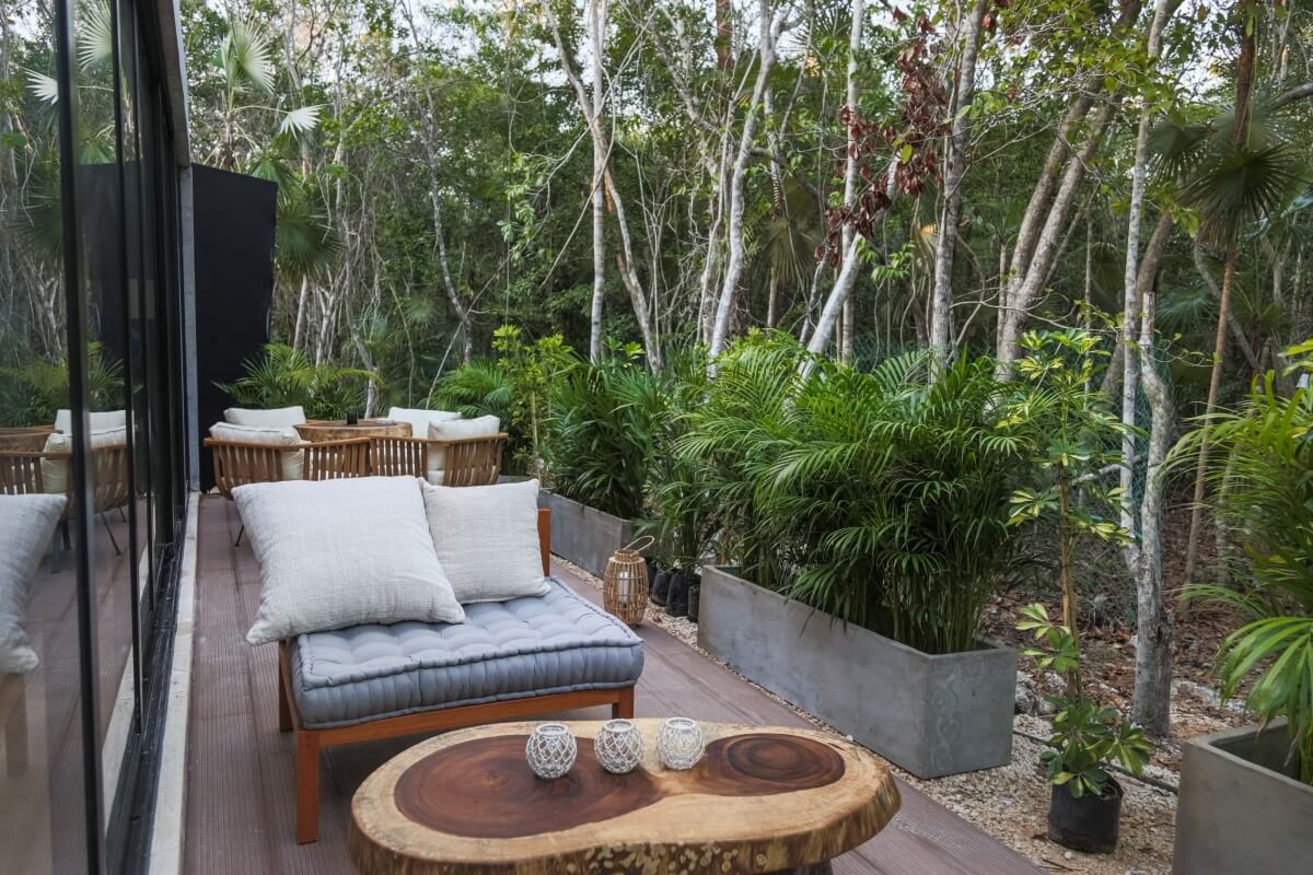 Ground floor condo with private pool, luxury finishes in Aldea Zama Tulum, for sale.