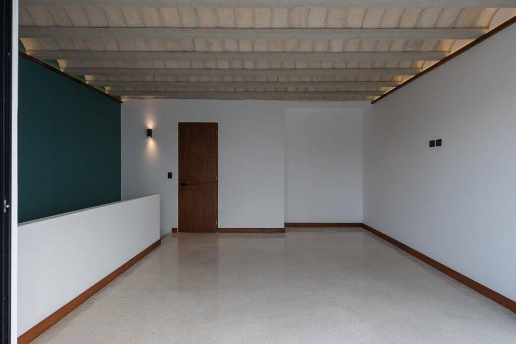 Luxury house with private pool, Green views, clubhouse with sports fields, in gated community Aqua, Cancun, for sale.