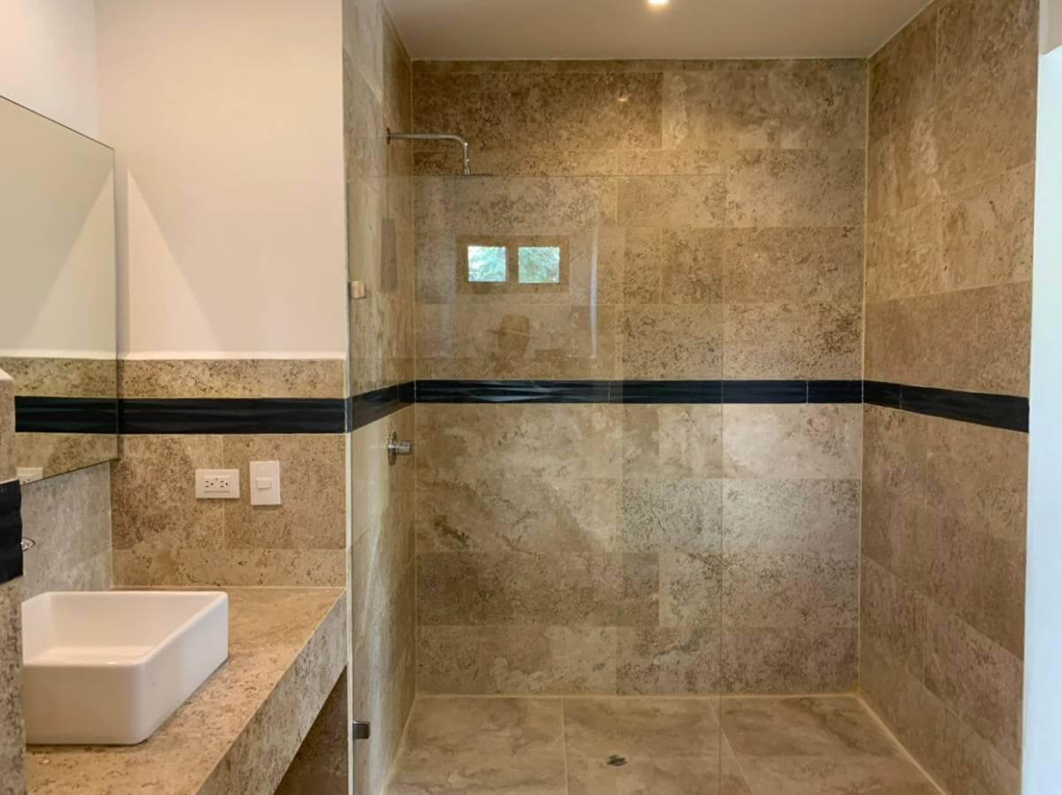 Casa amueblada y equipada, en comunidad cerrada, venta, Arbolada, Canc&uacute;n