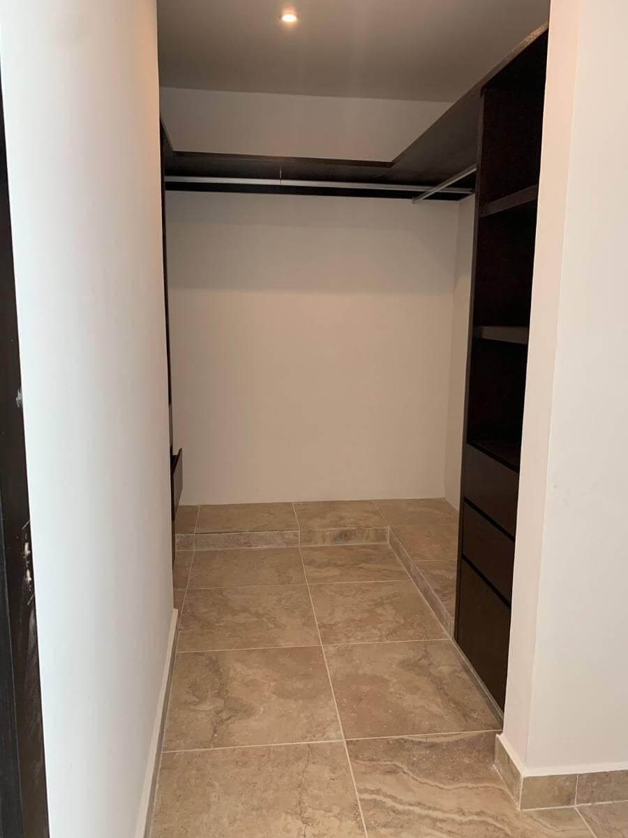 Casa amueblada y equipada, en comunidad cerrada, venta, Arbolada, Canc&uacute;n