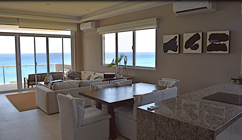 Condo with Garden, Pool, and Private Jacuzzi for Sale in Zona Hotelera Sur, Cozumel.