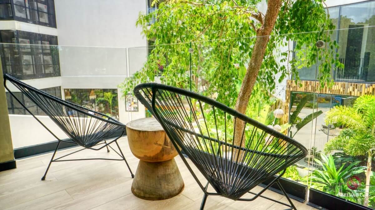 Condo with iconic pool, gym, concierge, terrace, restaurant, furnished, immediate delivery for sale The Panoramic, Tulum.