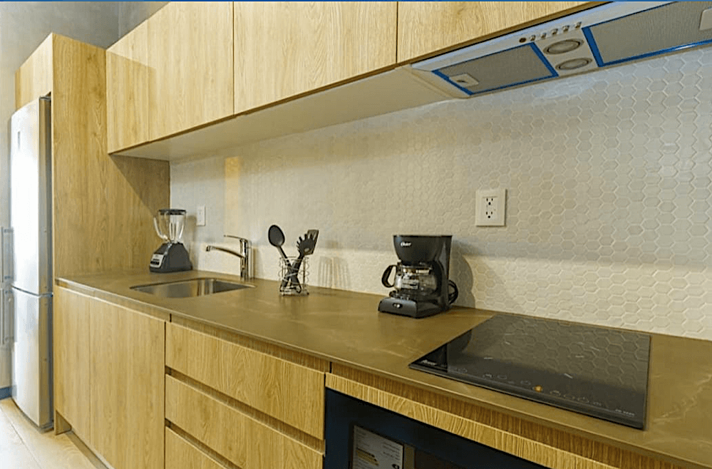 Condo with iconic pool, gym, concierge, terrace, restaurant, furnished, immediate delivery for sale The Panoramic, Tulum.