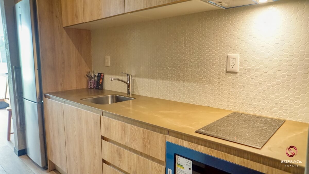 Condo with iconic pool, gym, concierge, terrace, restaurant, furnished, immediate delivery for sale The Panoramic, Tulum.