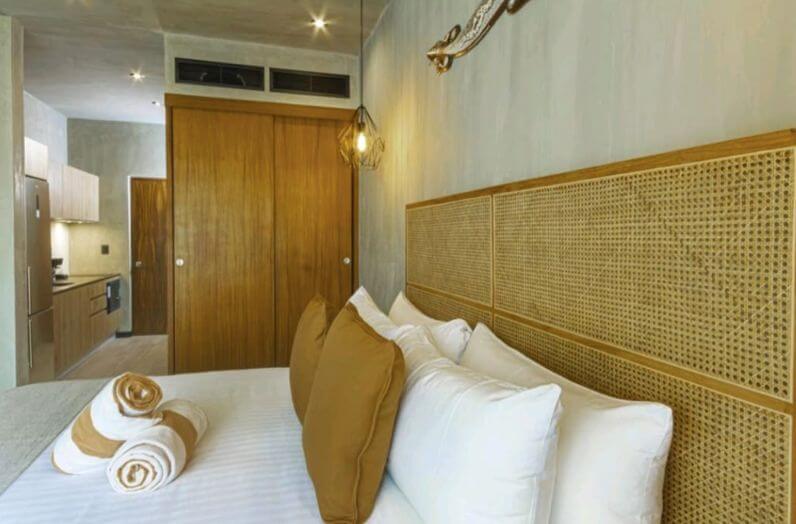 Condo with iconic pool, gym, concierge, terrace, restaurant, furnished, immediate delivery for sale The Panoramic, Tulum.