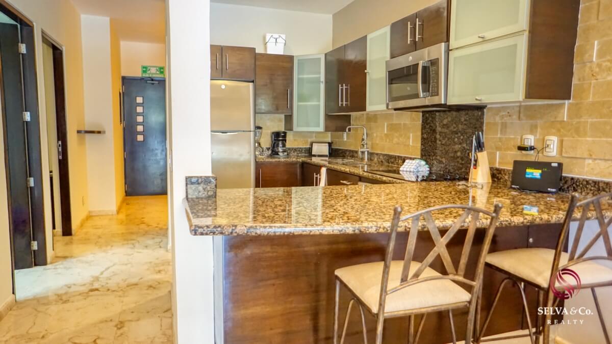 Apartment in Playacar, with 4 pools, playground for children, Pet zone, gym, clubhouse, restaurant, terrace bar, concierge and more, for sal