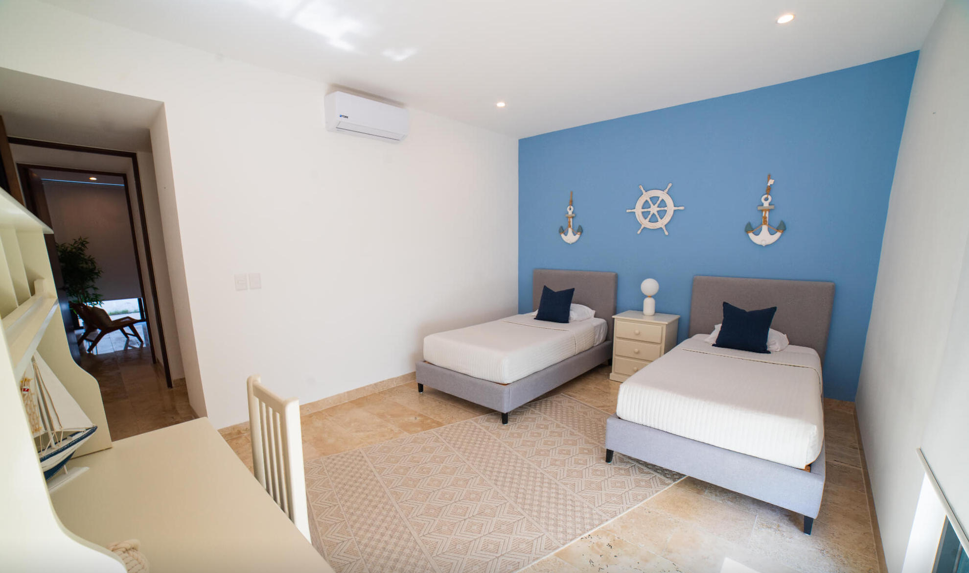 Apartment with service room and amenities in gated community with a golf course at Yucatan Country Club.