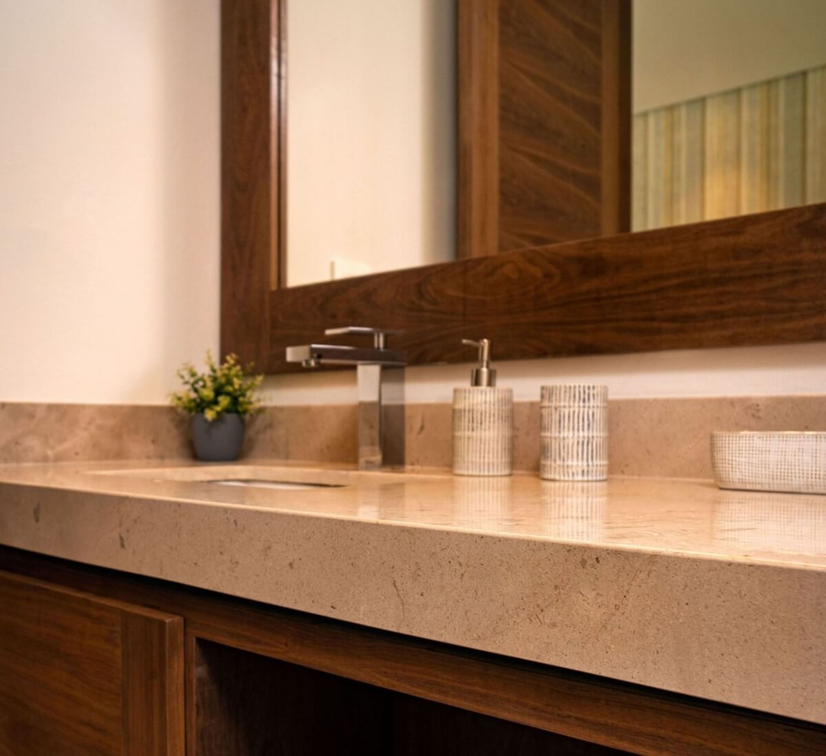 Condo with 30 amenities for sale, Boulevard Colosio, Canc&uacute;n