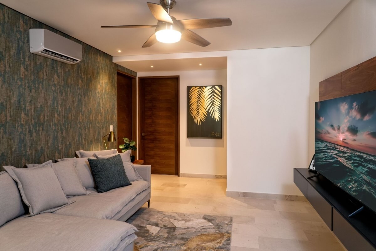 Condo with 30 amenities for sale, Boulevard Colosio, Canc&uacute;n