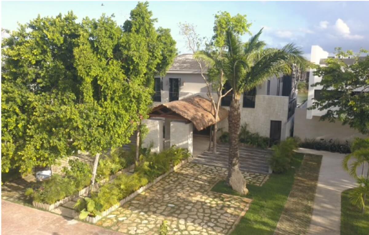 Residencia de lujo con alberca privada en comunidad cerrada, Villamagna, Canc&uacute;n