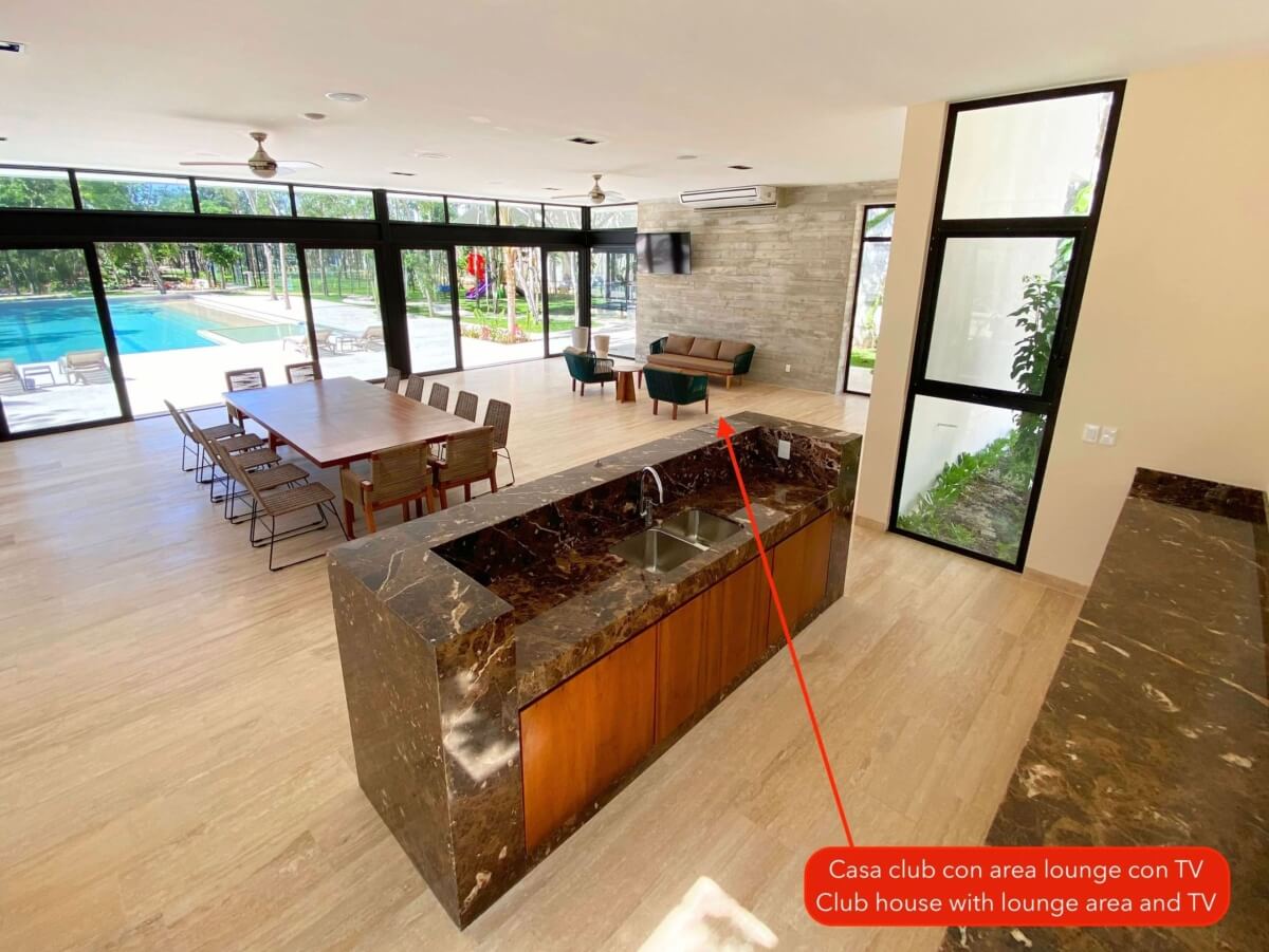 House with garden, terrace and clubhouse with amenities, for sale, Mayakoba, Playa del Carmen.