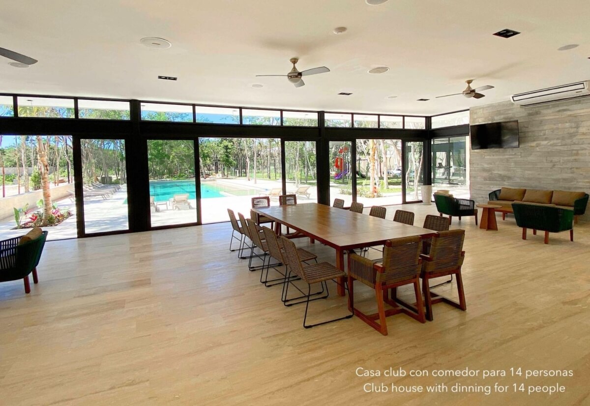 House with garden, terrace and clubhouse with amenities, for sale, Mayakoba, Playa del Carmen.