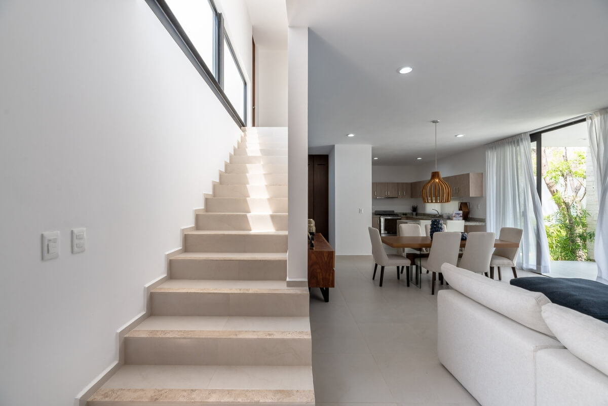 House with garden, terrace and clubhouse with amenities, for sale, Mayakoba, Playa del Carmen.