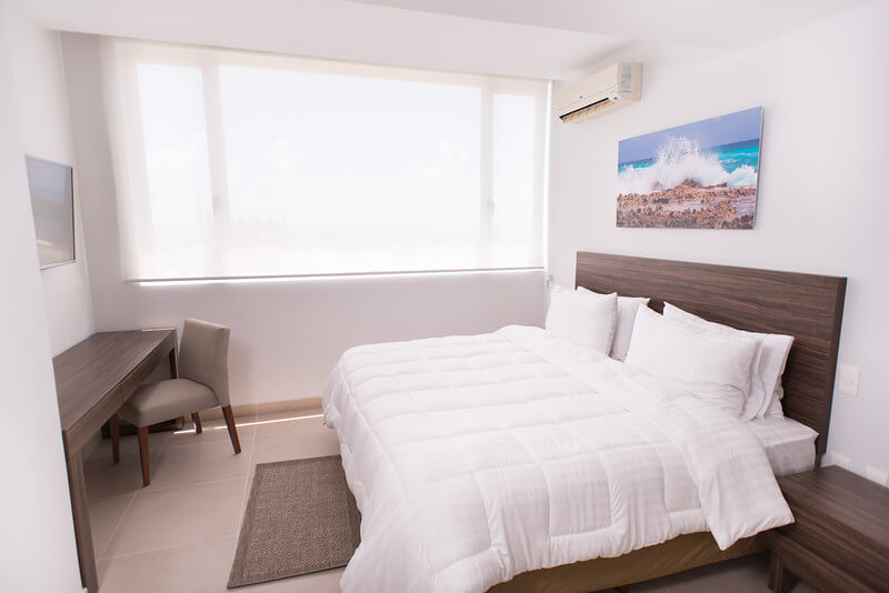 3 bedroom apartment with Gym, Pool and Jacuzzi for sale, Hotel Las Americas, Cancun.