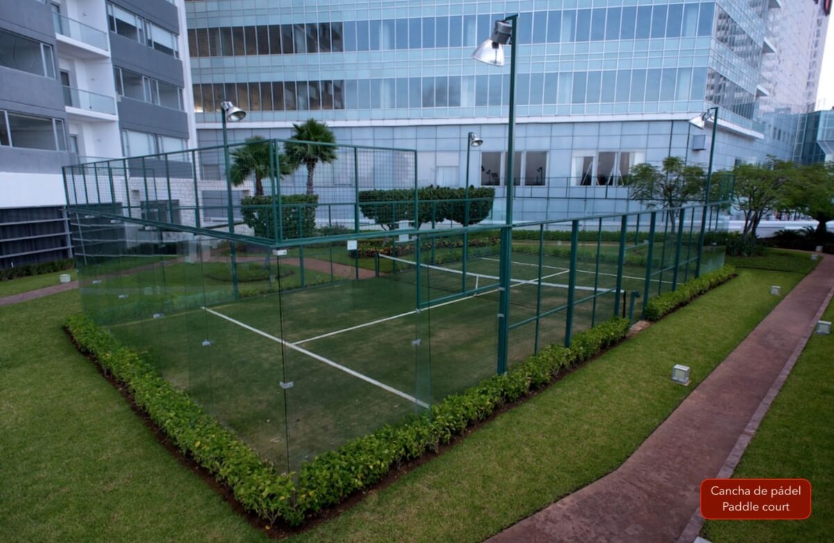 Condominium, pool, gym, sports bar, for sale, Luis Donaldo Colosio, Canc&uacute;n.