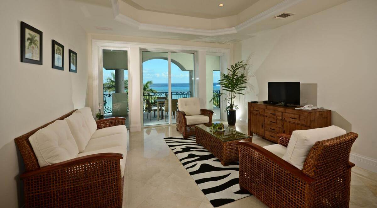 Condo with ocean view rooftop and pool, pre-construction for sale Cozumel