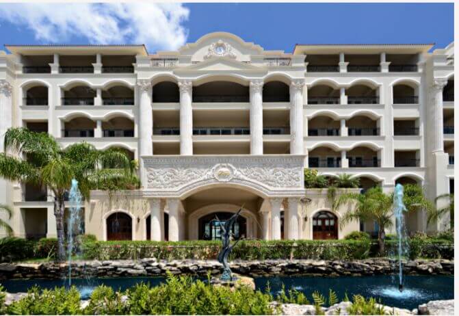 Condo with ocean view rooftop and pool, pre-construction for sale Cozumel