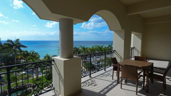 Condo with ocean view rooftop and pool, pre-construction for sale Cozumel