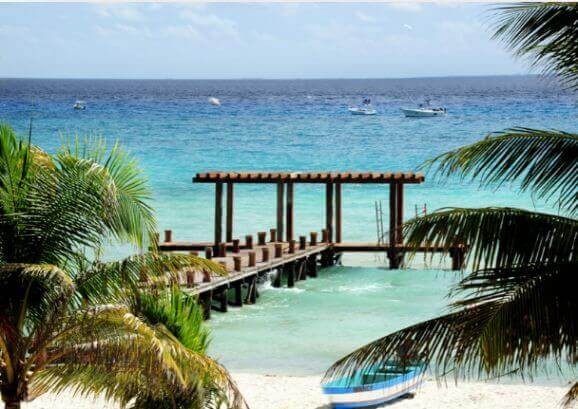 Condo in a beachfront community, with hotel amenities Playa del Carmen.