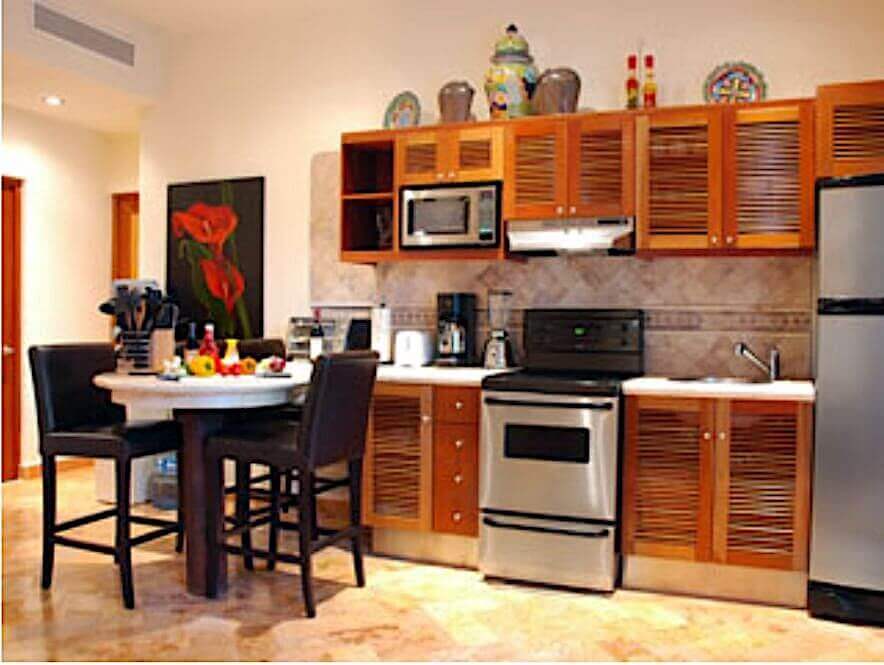 Condo in a beachfront community, with hotel amenities Playa del Carmen.