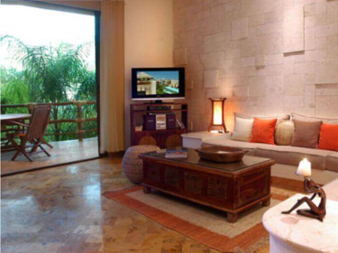 Condo in a beachfront community, with hotel amenities Playa del Carmen.