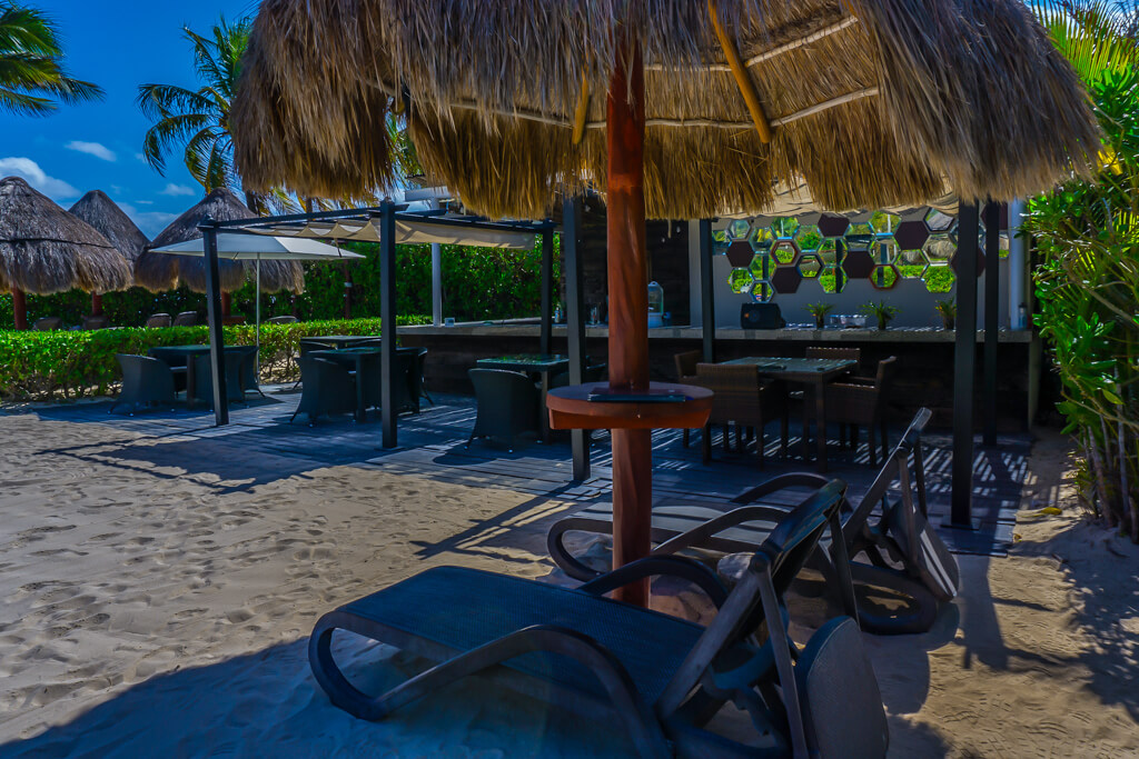 Condo con look off, y plunge pool, cine, venta, Centro, Playa del Carmen.