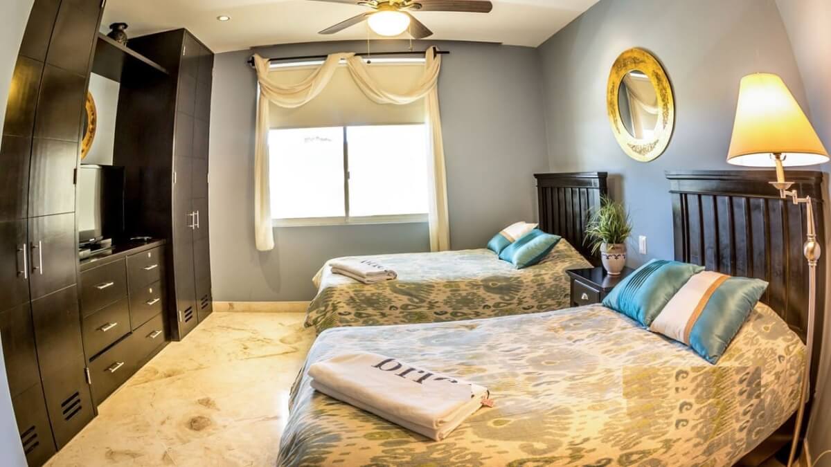 Penthouse with triple terrace, 2 balconies, TV room, service room, with beach club &amp; golf course, for sale, Corasol, Playa del Carmen, pre-c