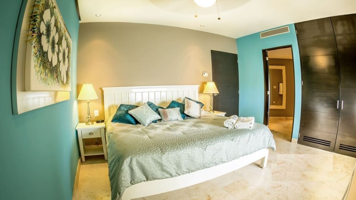 Penthouse with triple terrace, 2 balconies, TV room, service room, with beach club &amp; golf course, for sale, Corasol, Playa del Carmen, pre-c