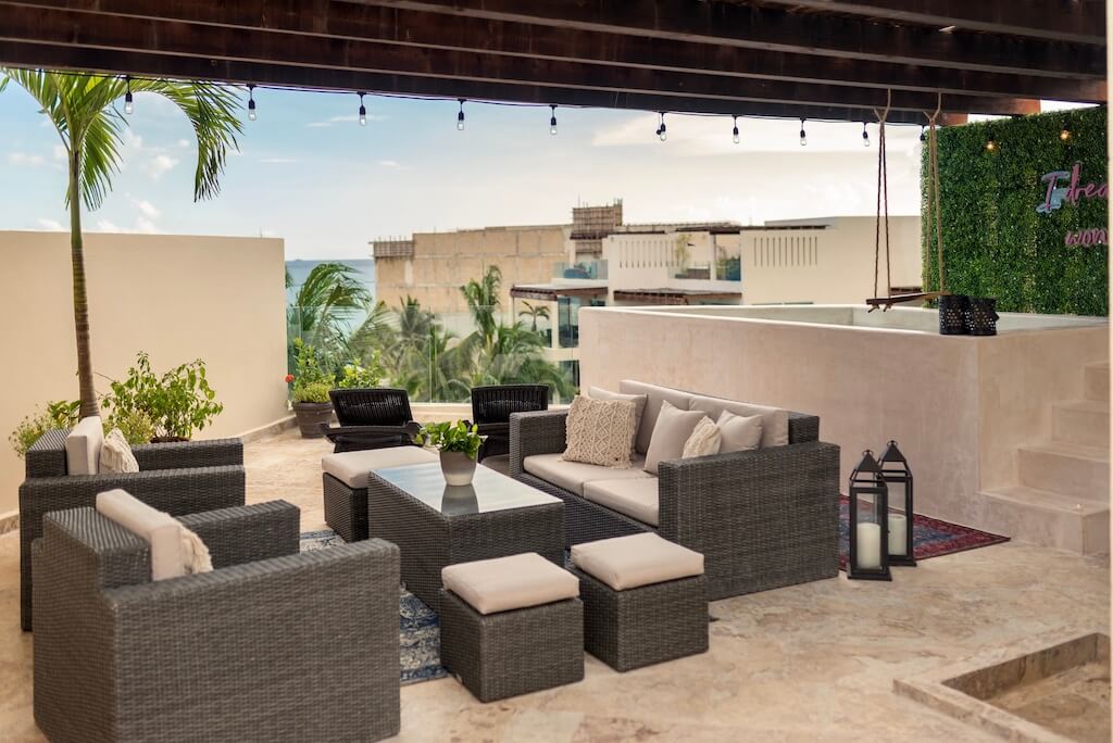 Penthouse with triple terrace, 2 balconies, TV room, service room, with beach club &amp; golf course, for sale, Corasol, Playa del Carmen, pre-c