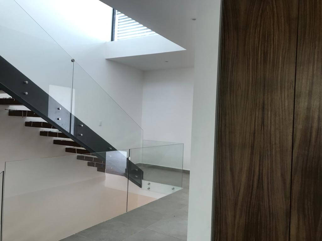 Casa con alberca privada, doble altura, piso de m&aacute;rmol, en residencial Rio, en venta Cancun