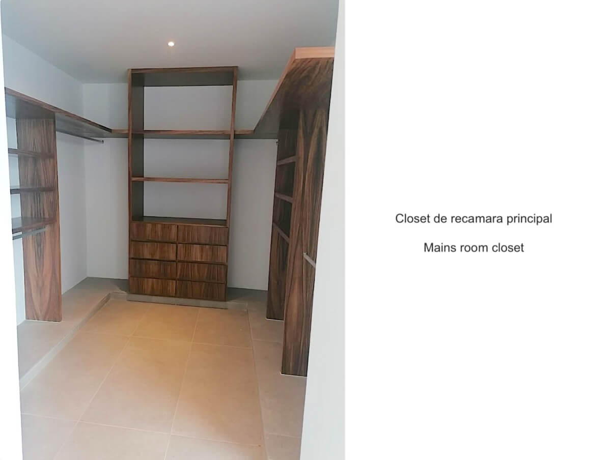 Casa con alberca privada, doble altura, piso de m&aacute;rmol, en residencial Rio, en venta Cancun