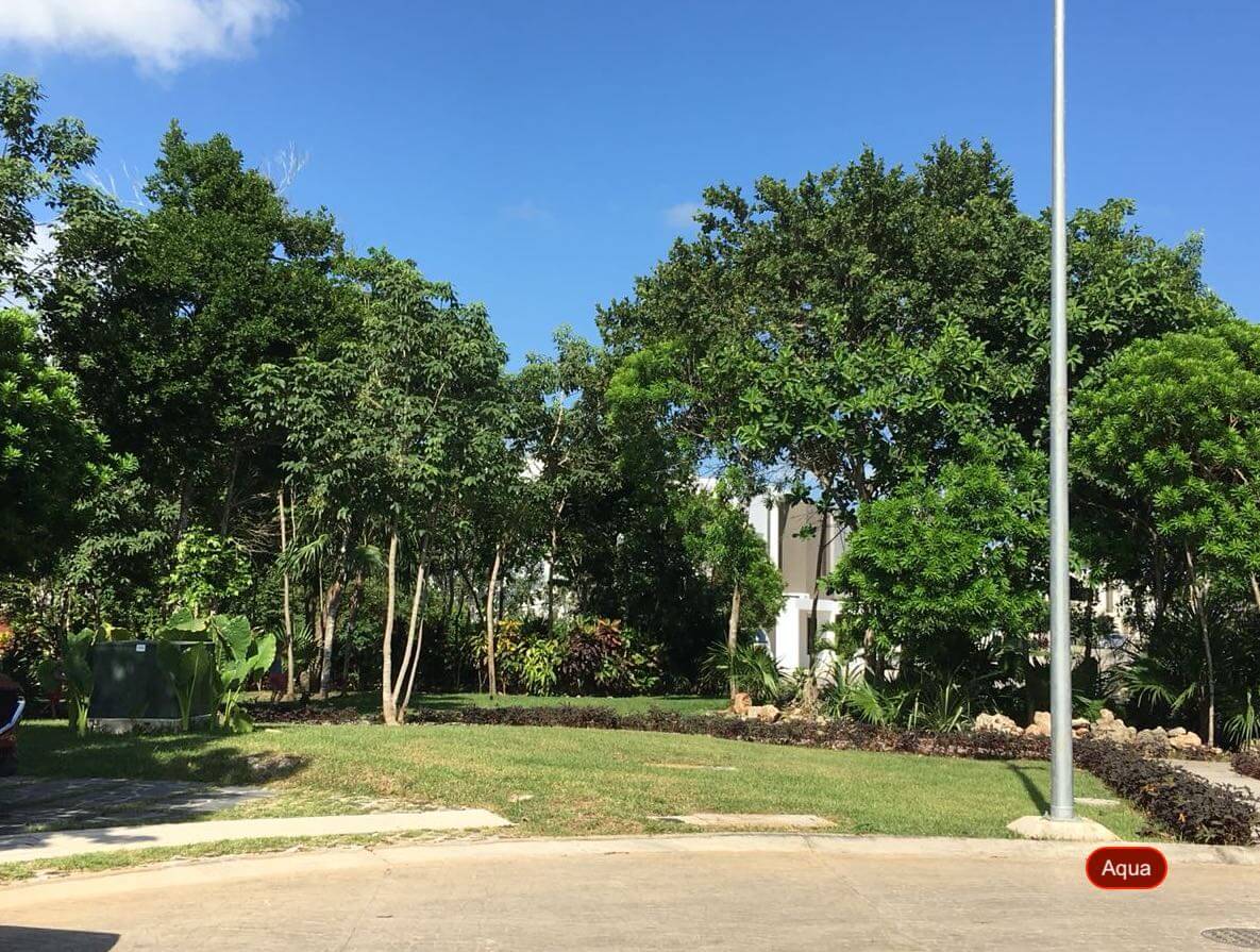 Casa con alberca privada, doble altura, piso de m&aacute;rmol, en residencial Rio, en venta Cancun