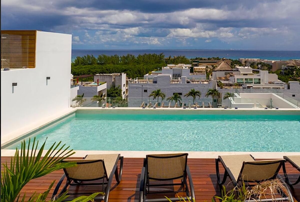 Studio with pool and wet bar for sale, 5th Avenue, Playa del Carmen
