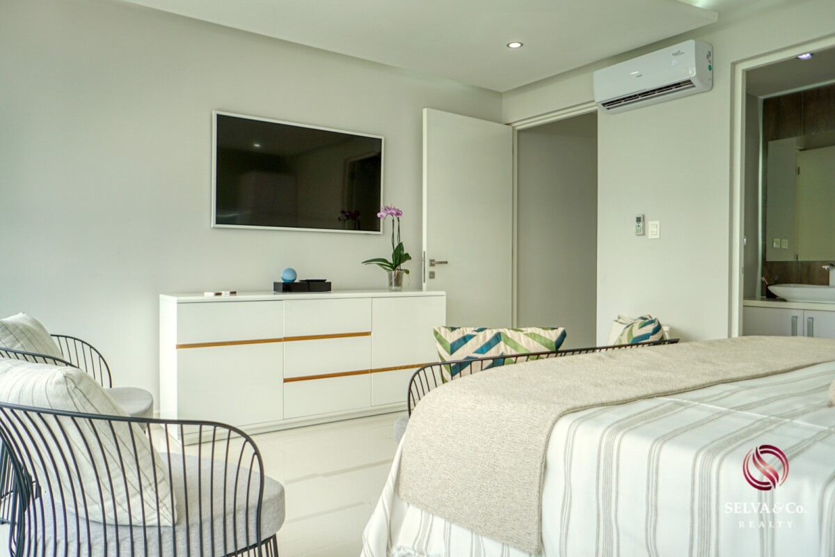 Studio with pool and wet bar for sale, 5th Avenue, Playa del Carmen