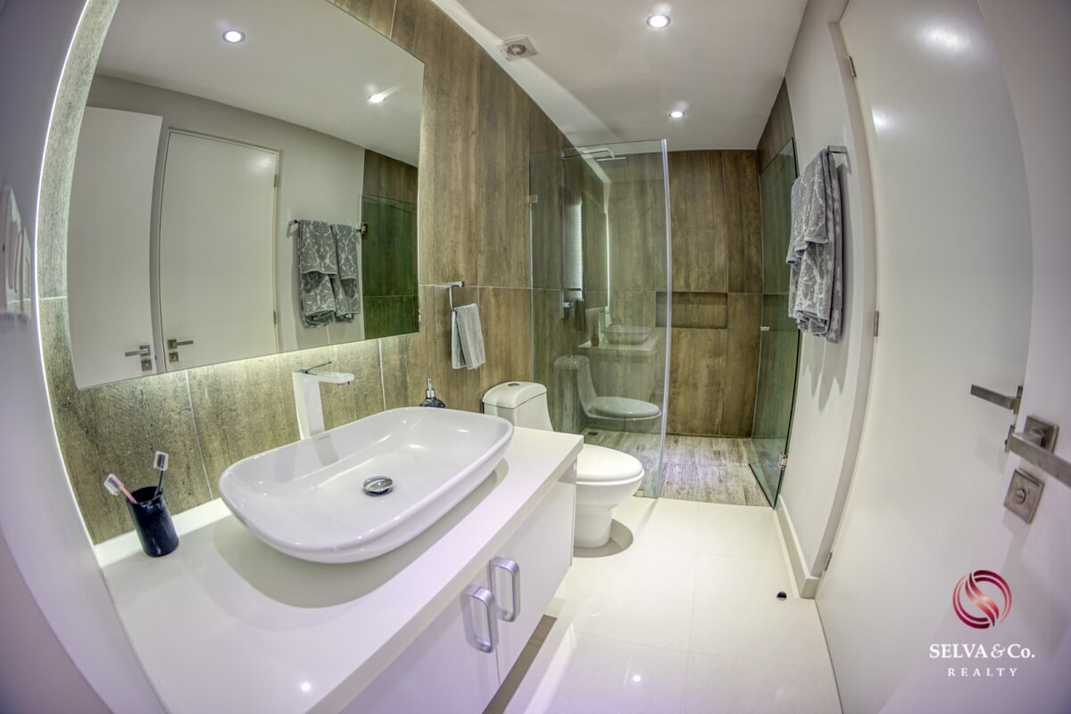 Studio with pool and wet bar for sale, 5th Avenue, Playa del Carmen