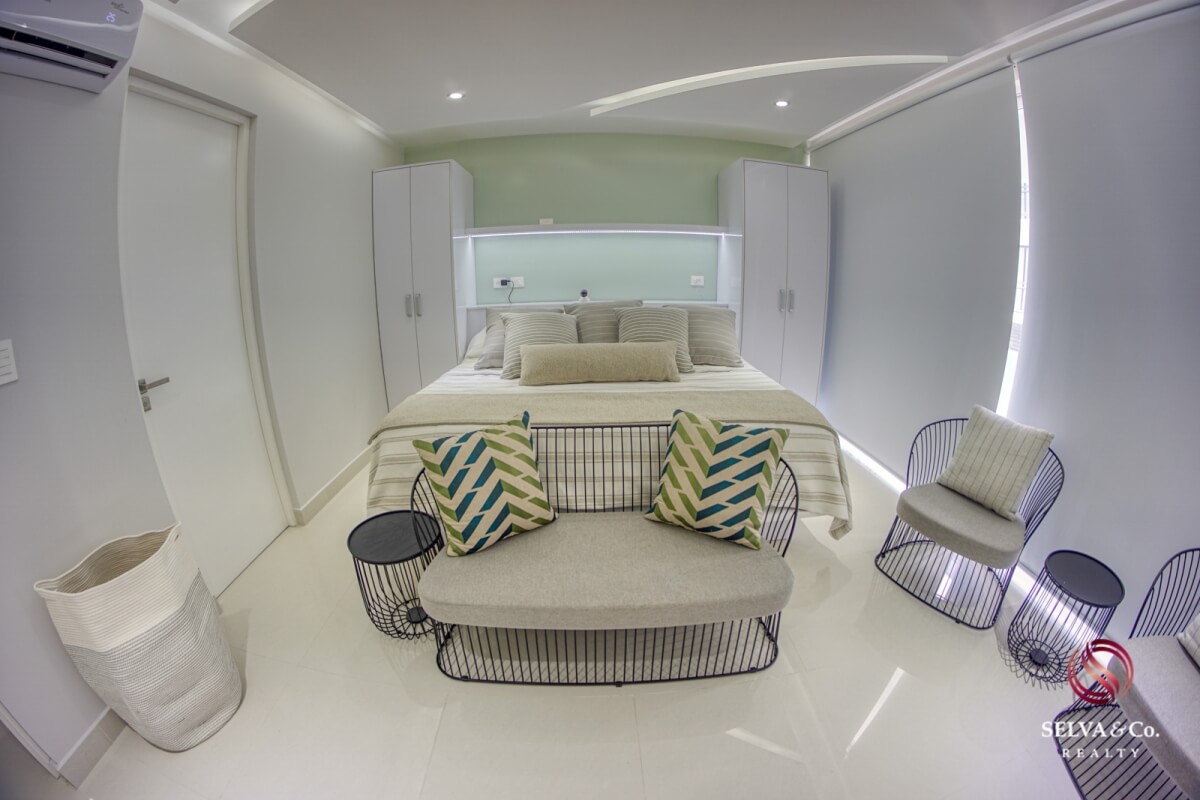 Studio with pool and wet bar for sale, 5th Avenue, Playa del Carmen