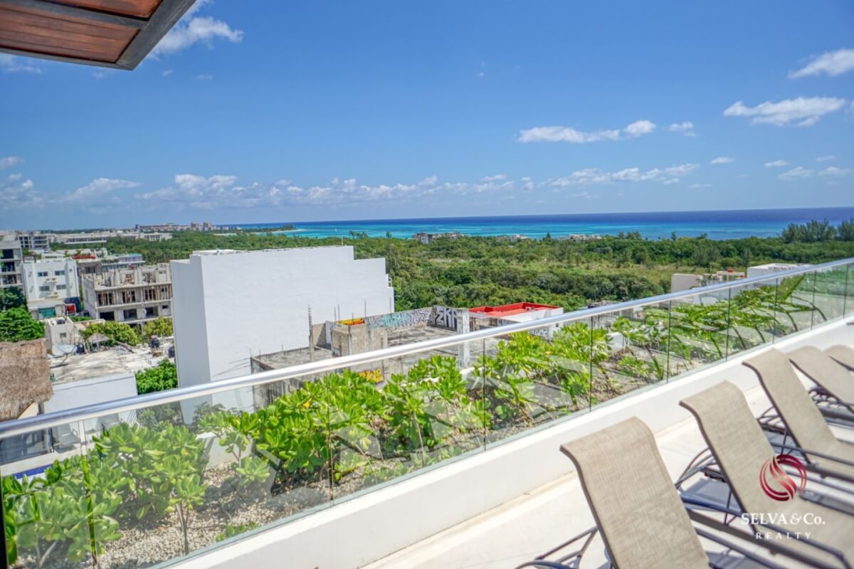 Studio with pool and wet bar for sale, 5th Avenue, Playa del Carmen