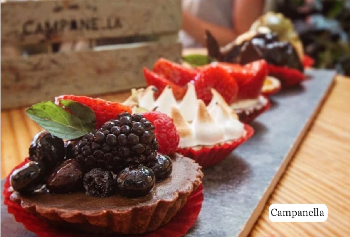 Casa con alberca privada, roof garden , ventanas de pared completa con vistas verdes, concierge, chofer, gimnasio, alberca 958m2