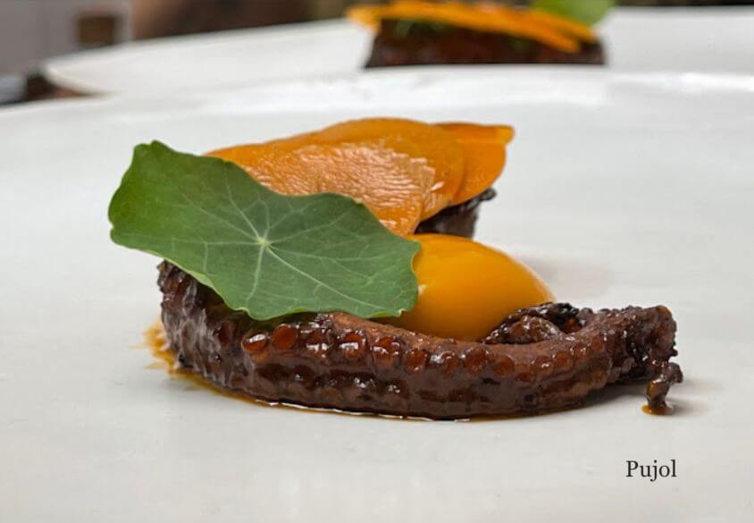 Departamento 3 recamaras, mas estudio y family room, cuarto de servicio con ba&ntilde;o, cine, spa, juegos para ni&ntilde;os, cuarto de juegos, alberca, c