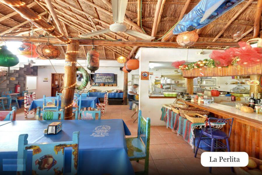 Lot 5 minutes from the beach, near the airport, 960 m2 for sale in Urba neighborhood, Cozumel.