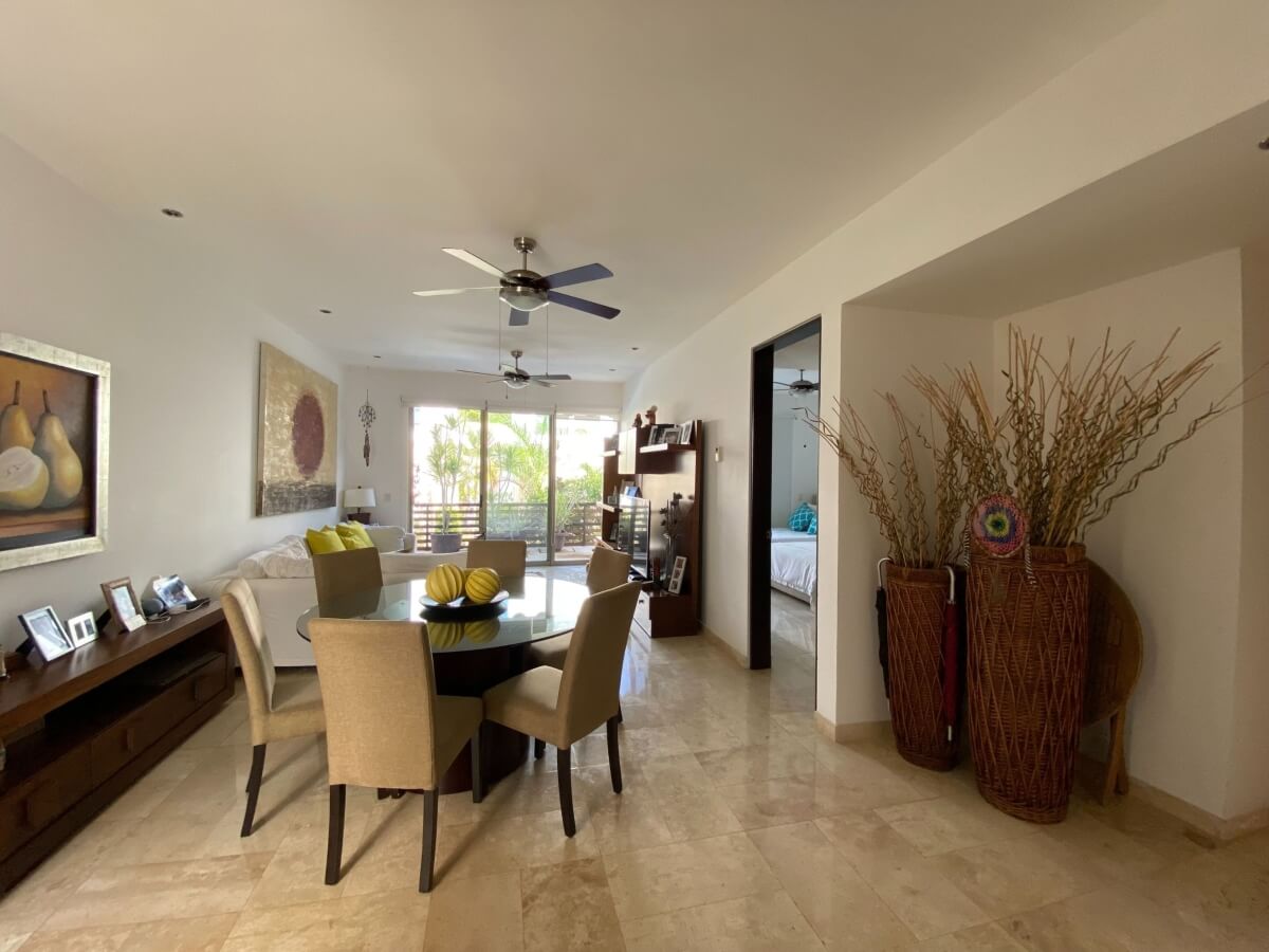 House in private community with clubhouse, children&amp;#39;s playground, pool with swimming lane, paddle tennis court, 7,000 m2 of green areas