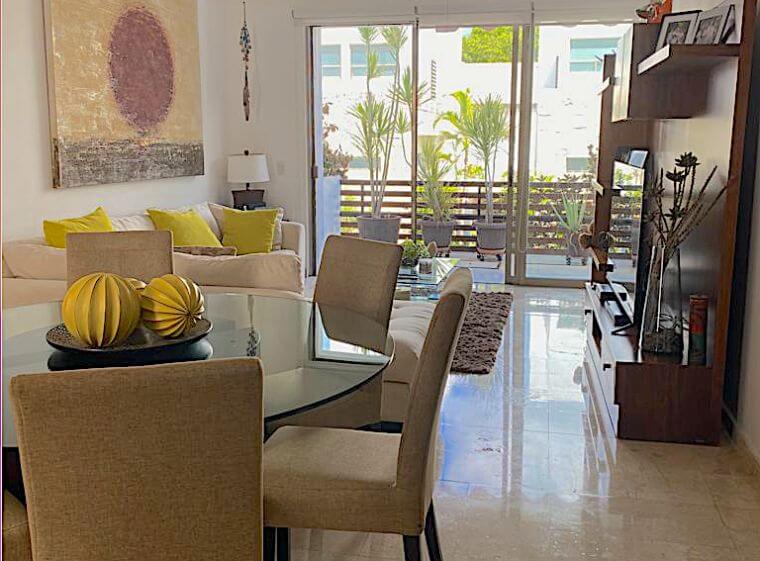 House in private community with clubhouse, children&amp;#39;s playground, pool with swimming lane, paddle tennis court, 7,000 m2 of green areas